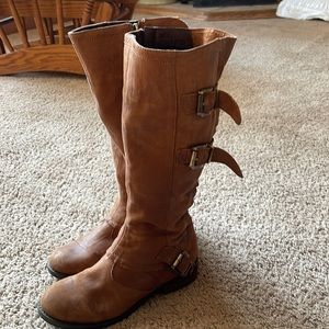 Tall wide calfed boots